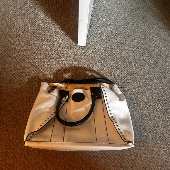 I am selling pocketbooks and doTERRA cases and oils!!! - Picture 11 of 16